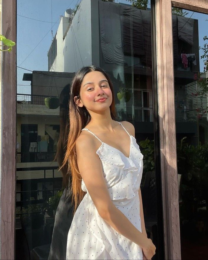 Aditi Kapoor — photo 2