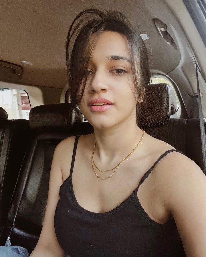 Ishita Sinha — photo 6